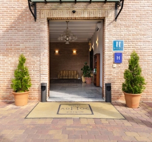 AA
